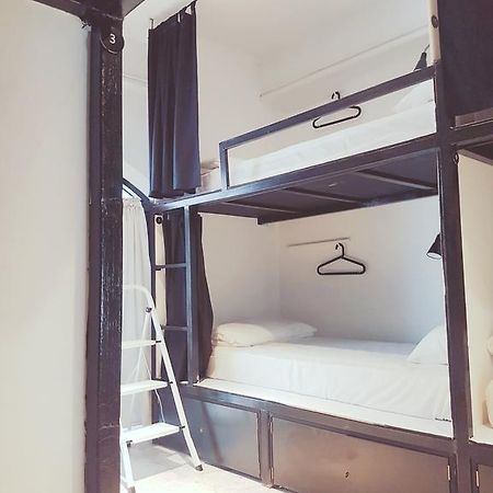 Seek Sleep Hostel 曼谷 客房 照片
