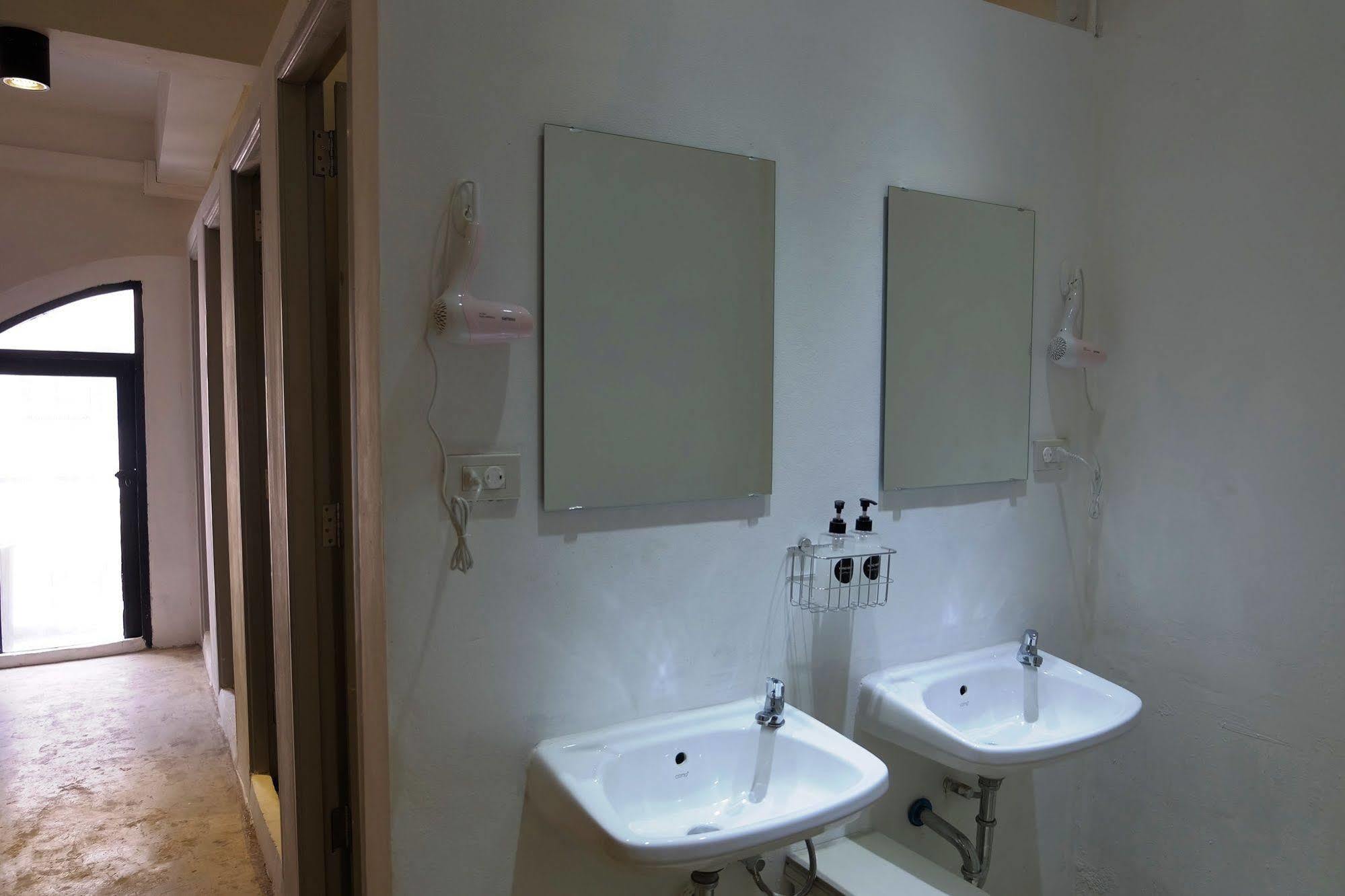Seek Sleep Hostel 曼谷 外观 照片