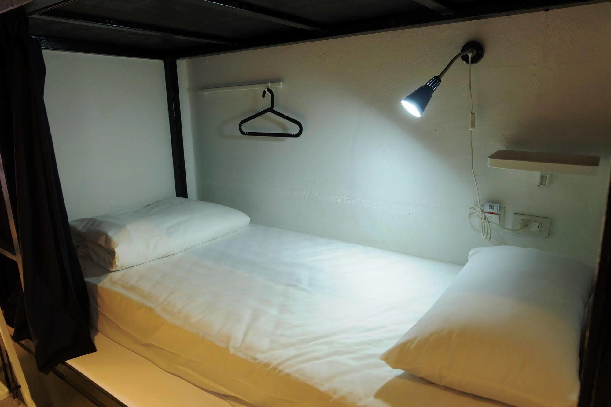 Seek Sleep Hostel 曼谷 外观 照片
