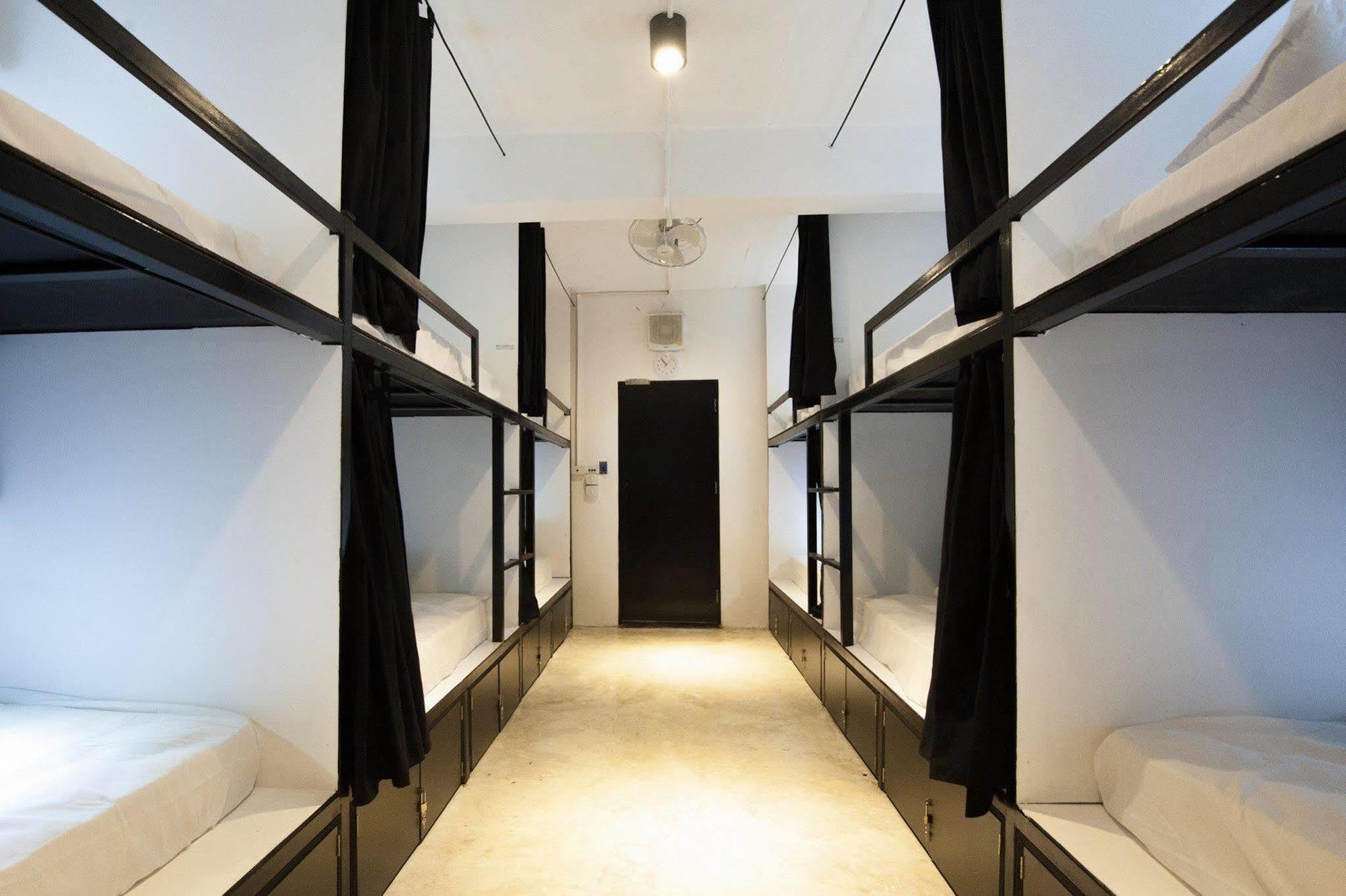 Seek Sleep Hostel 曼谷 外观 照片